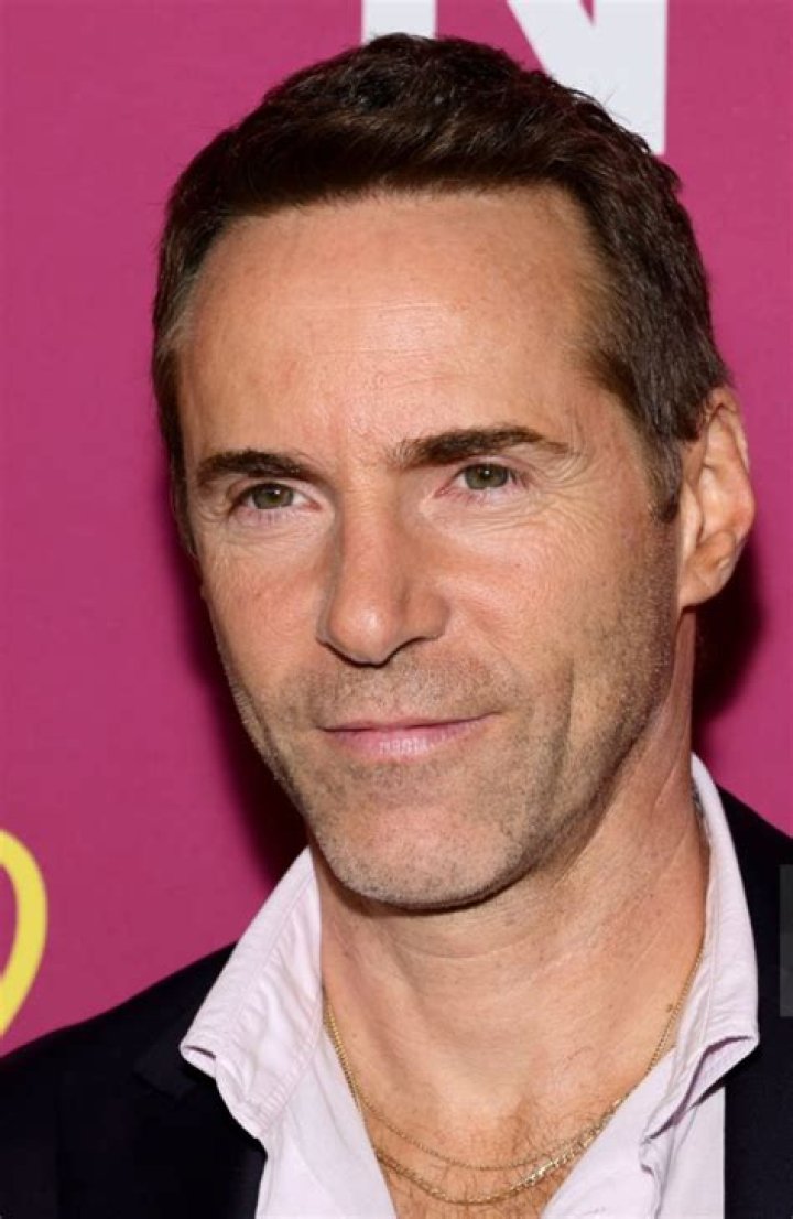 Alessandro Nivola Bio (Wiki) 