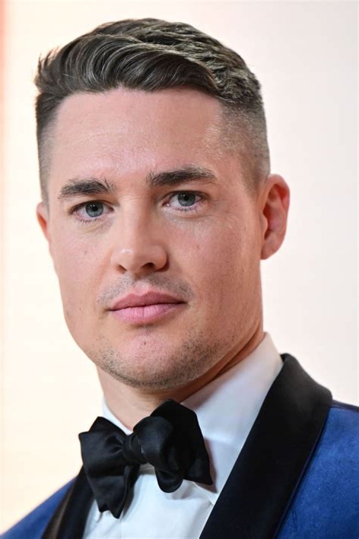Alexander Dreymon Bio (Wiki) 