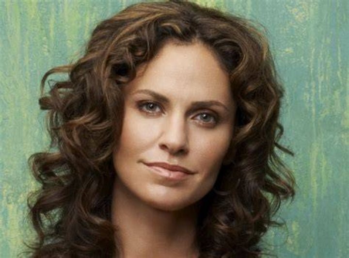 Amy Brenneman Bio (Wiki) 
