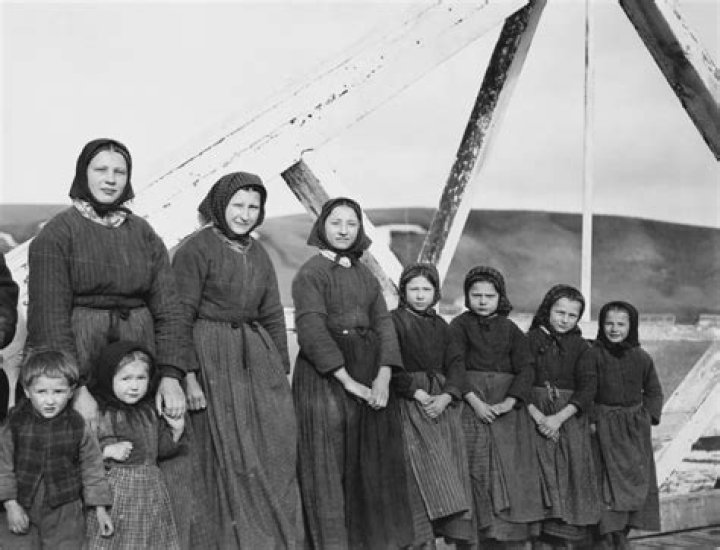 Are Hutterites polygamy?