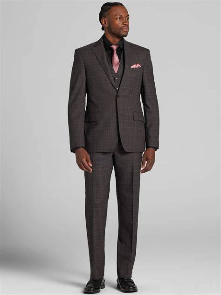 Are Joseph Abboud suits good?