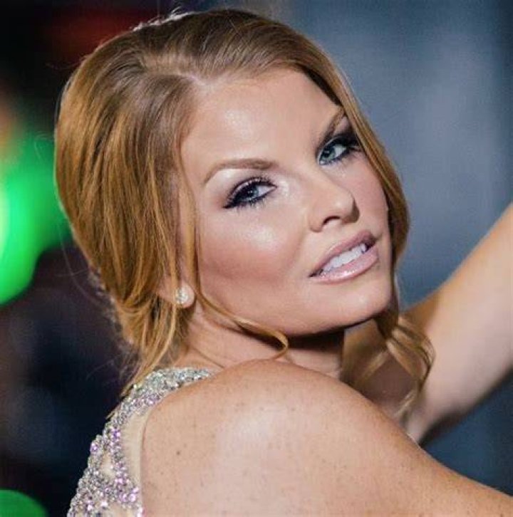 Brandi Redmond Bio (Wiki) 