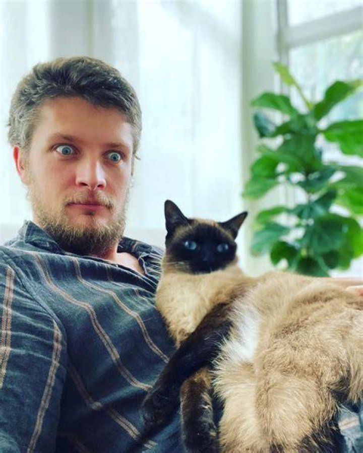 Brett Dier Pets