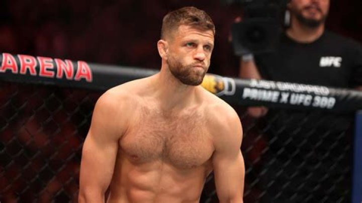 Calvin Kattar net worth