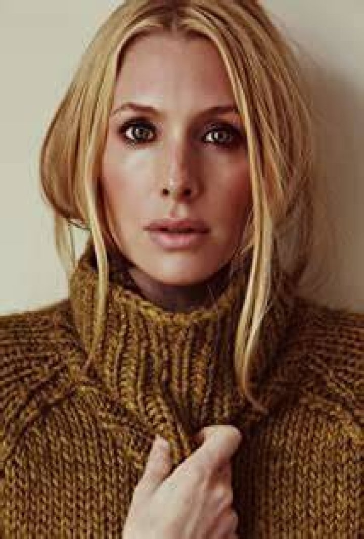 Casey LaBow Bio (Wiki) 