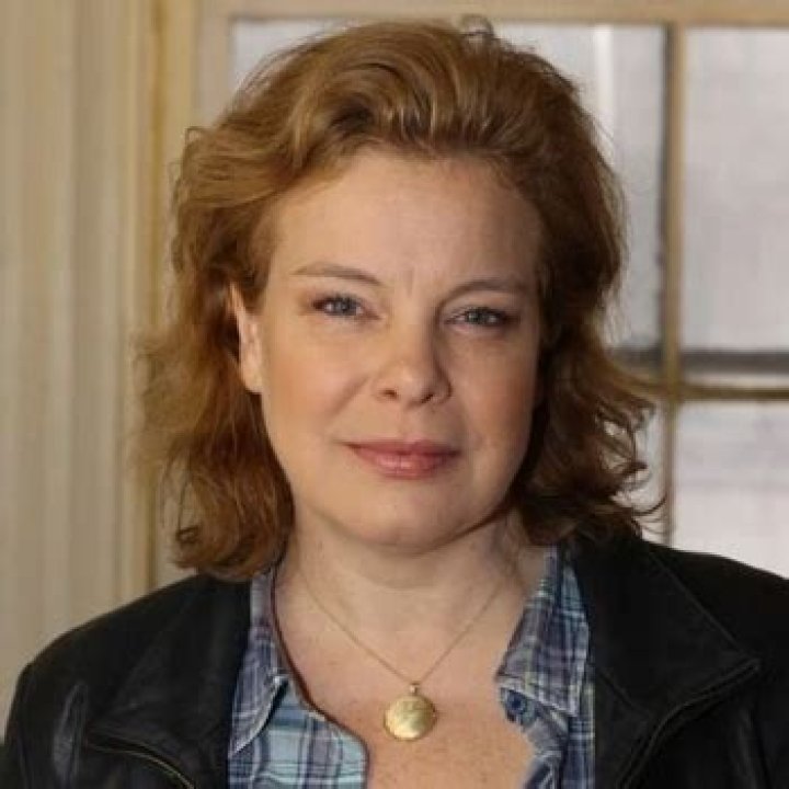 Catherine Curtin Bio (Wiki) 