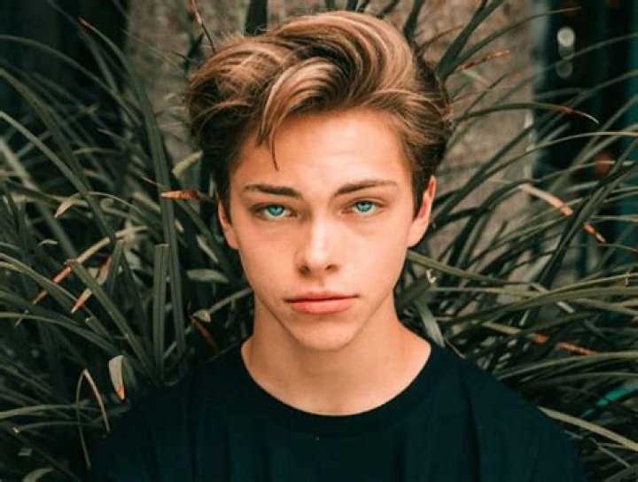 Chase Keith Bio (Wiki) 