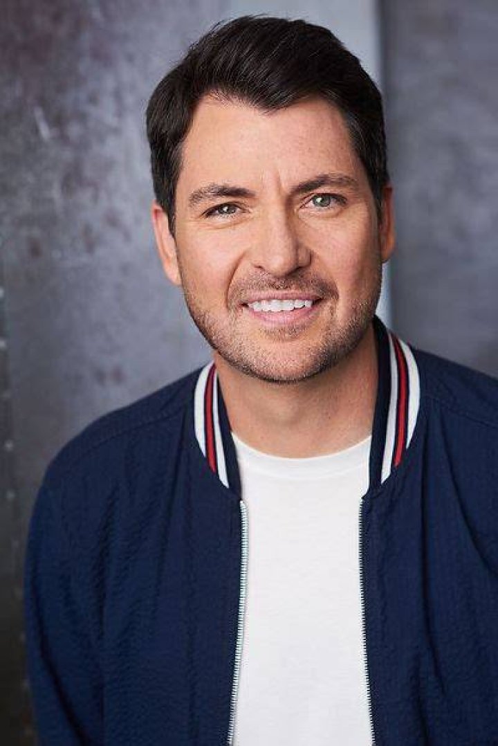 Chris Alvarado Bio (Wiki) 