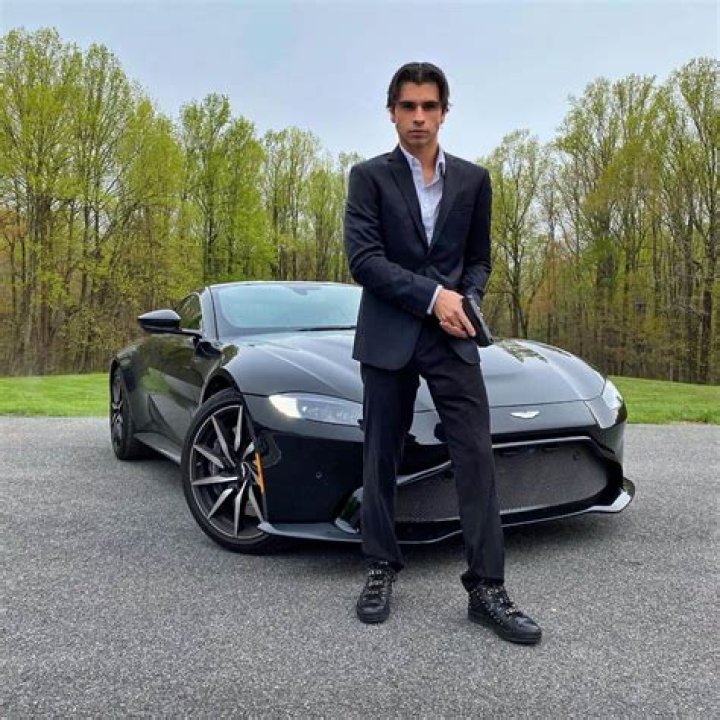 Cyrus Dobre Bio (Wiki) 