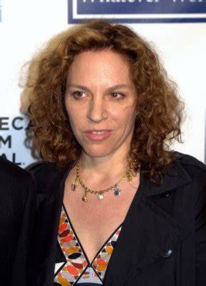 Daphna Kastner Bio (Wiki) 