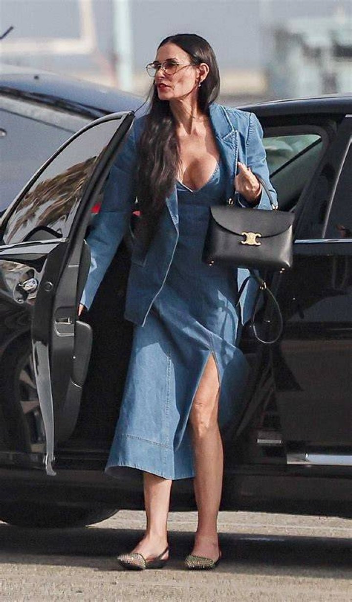 Demi Moore enjoying a beach vacation