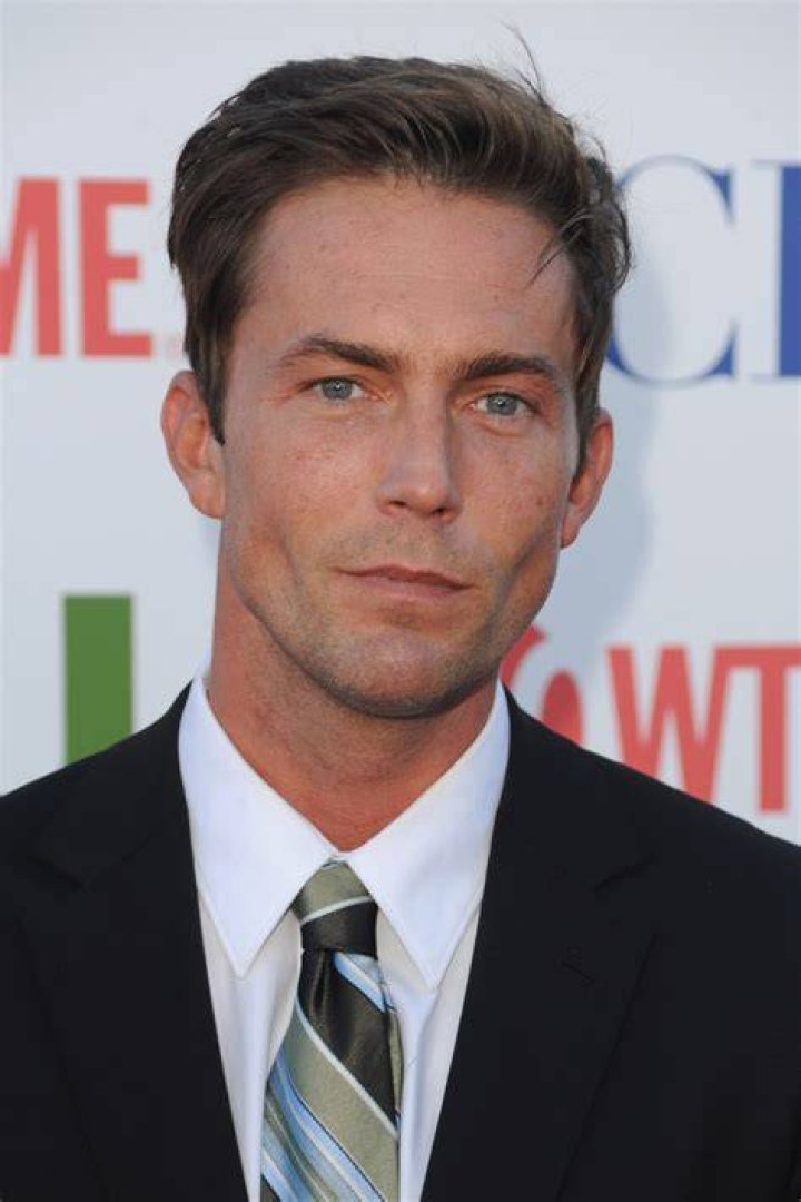 Desmond Harrington Desmond Harrington