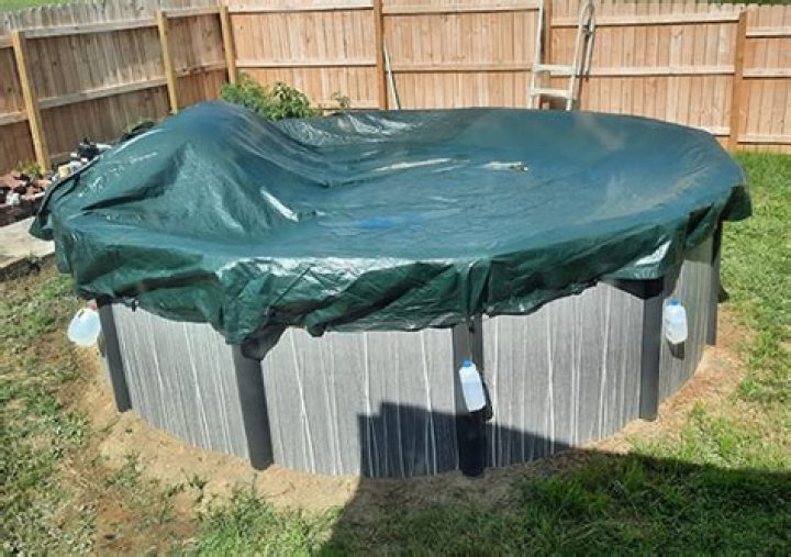Do I need a pillow under my pool cover?