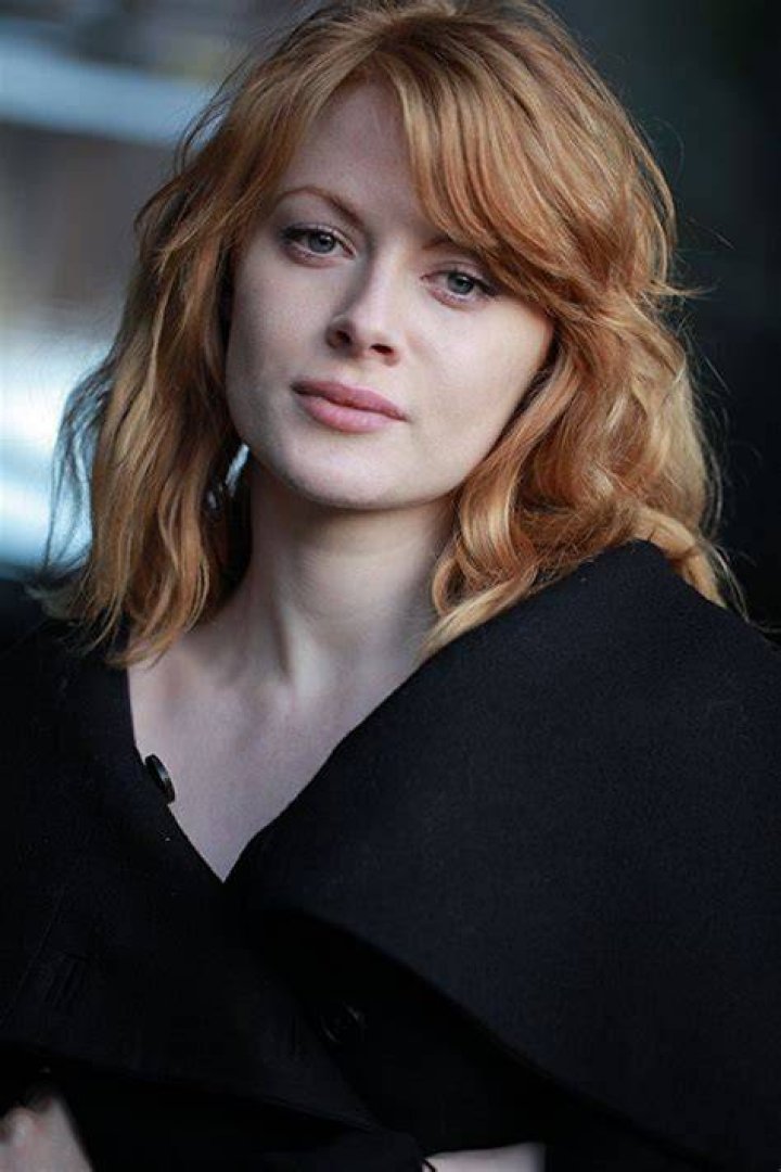 Emily Beecham Bio (Wiki) 