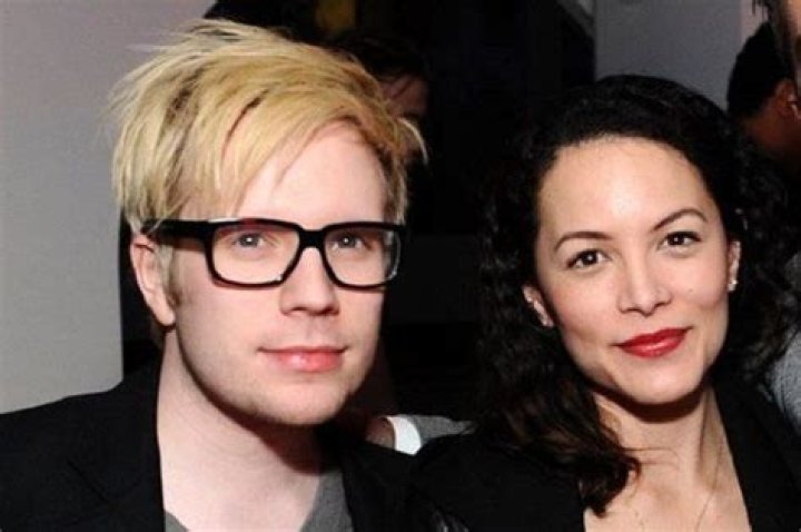 Insight on Elisa Yao and Patrick Stump’s married life! Know about their children, net worth, social media, biography Insight on Elisa Yao and Patrick Stump’s married life! Know about their children, net worth, social media, biography