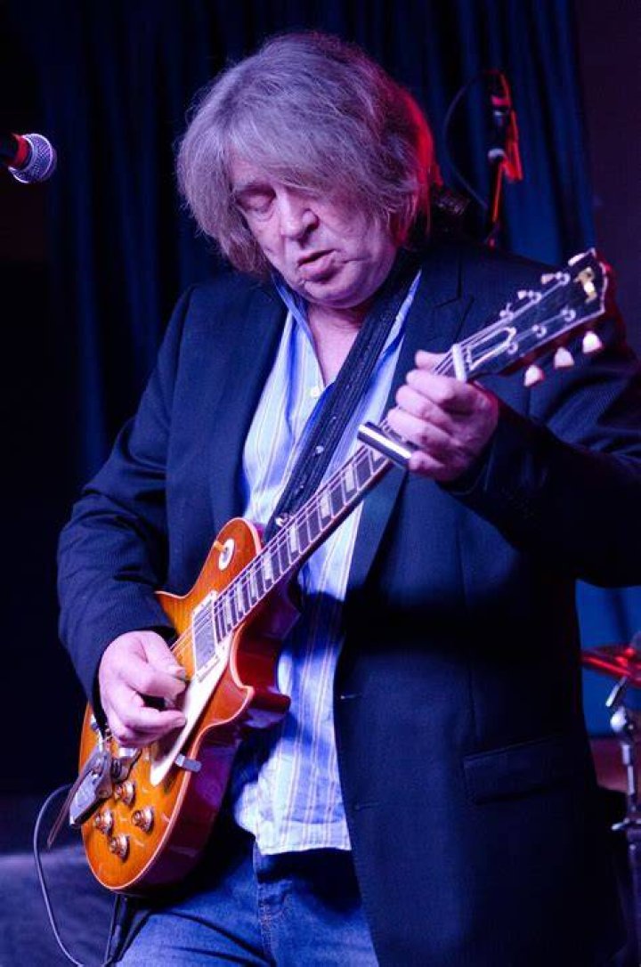 Is Mick Taylor still alive?