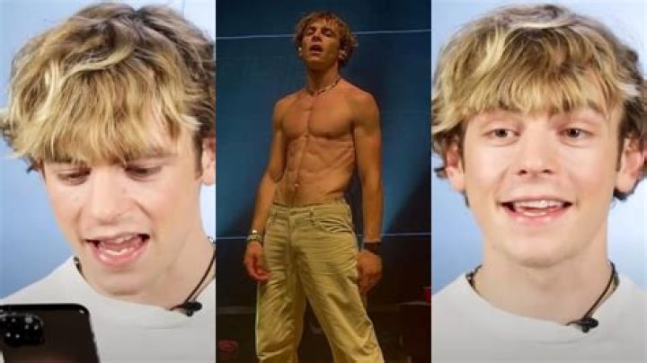 Is Ross Lynch gay?