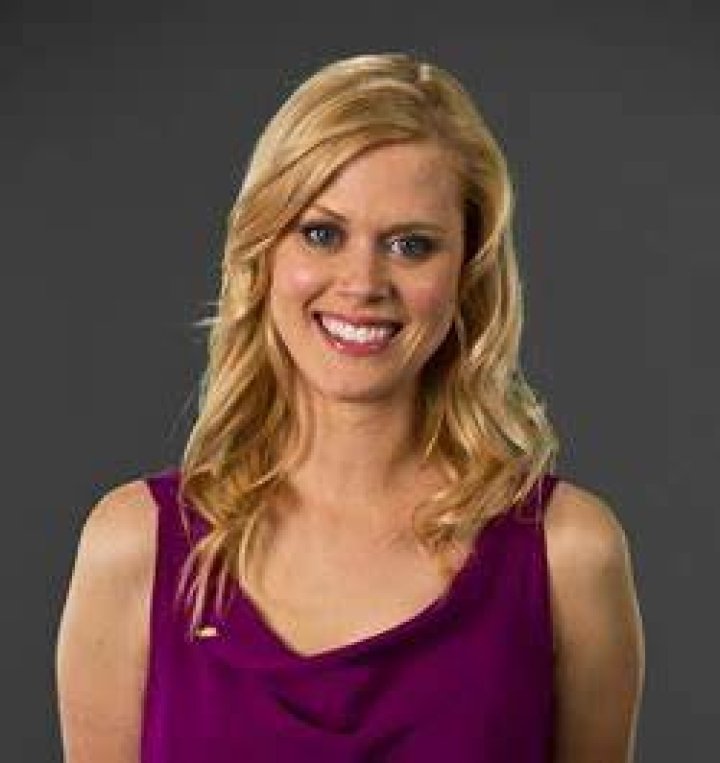 Janet Varney Bio (Wiki) 