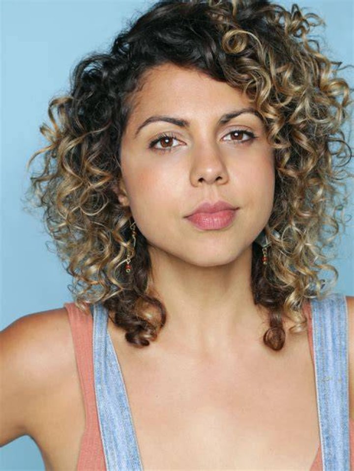 Jess Salgueiro Bio (Wiki) 
