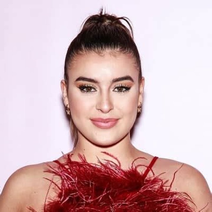 Kalani Hilliker Bio (Wiki) 
