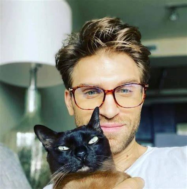 Keegan Allen Pets