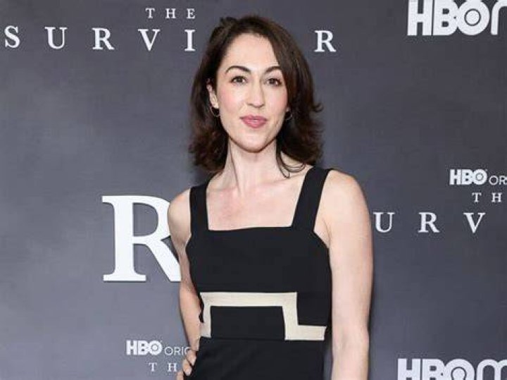 Kelley Curran Bio (Wiki) 