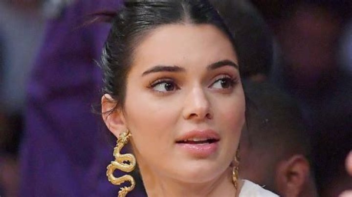 Kendall Jenner Facing Backlash Over 818 Tequila Ad Campaign In Mexico! Kendall Jenner Facing Backlash Over 818 Tequila Ad Campaign In Mexico!