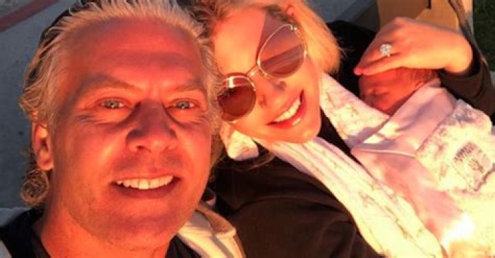lesley beador | Celebuzz