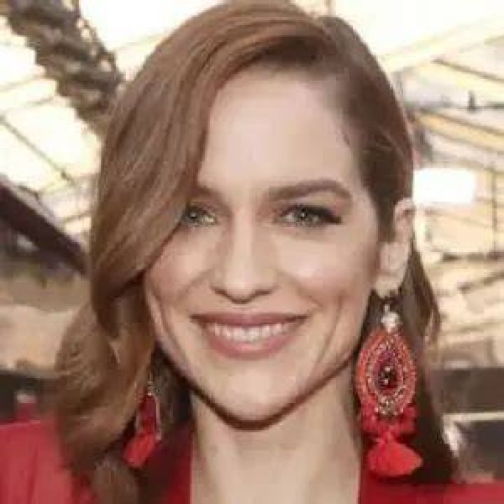 Linzey Rozon Bio (Wiki) 