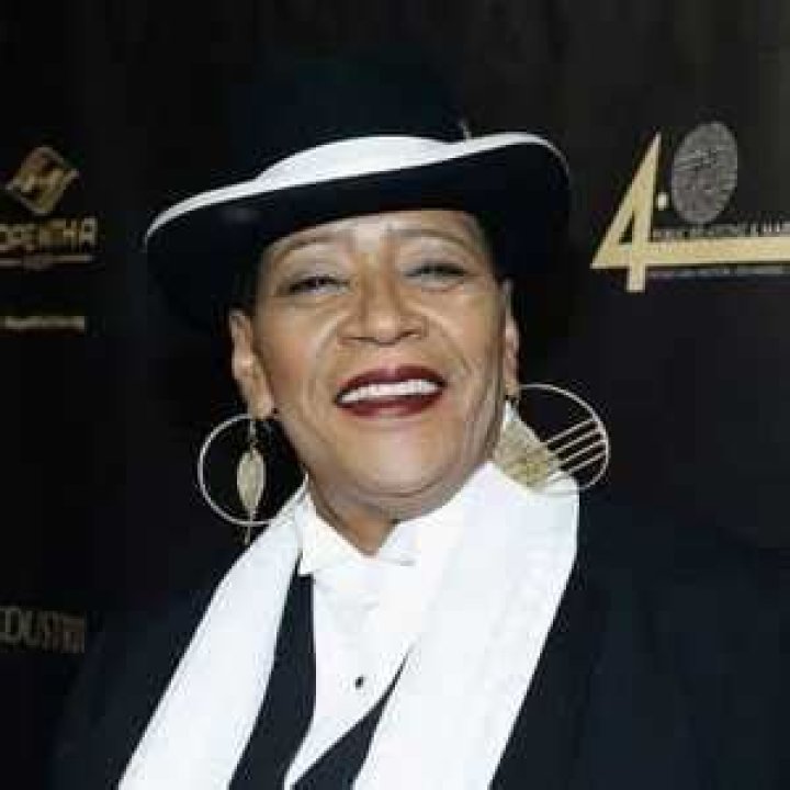 Marsha Warfield Bio (Wiki) 