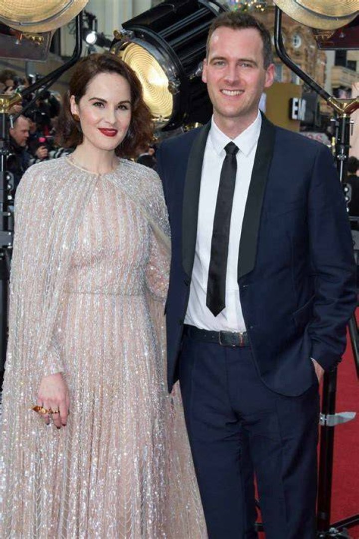 Michelle Dockery and Jasper Waller-Bridge are officially married! Michelle Dockery and Jasper Waller-Bridge are officially married!