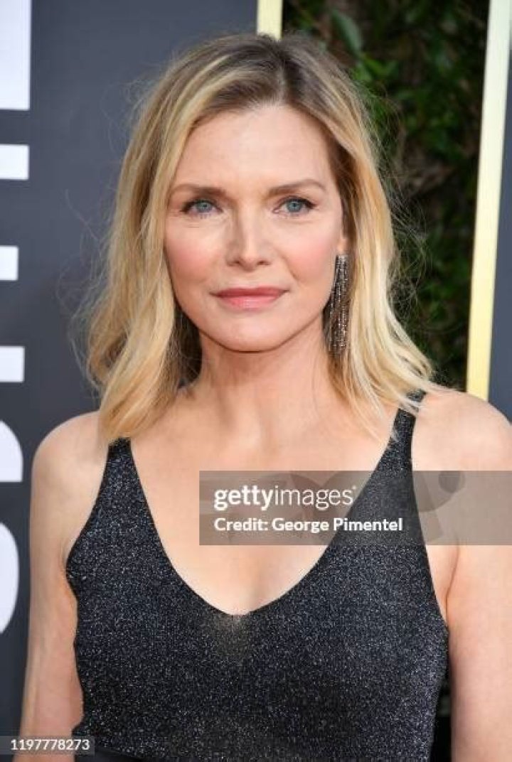 Michelle Pfeiffer attends the 77th Annual Golden Globe Awards, Golden Globes, at Hotel Beverly Hilton in Beverly Hills, Los Angeles, USA, on 05 January 2020. | usage worldwide