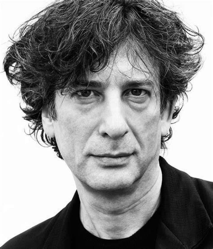 Neil Gaiman Bio (Wiki) 