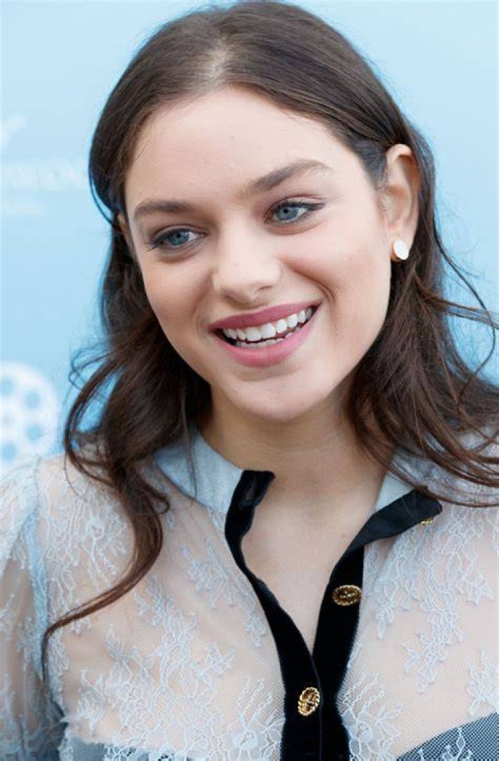 Noah Mills Odeya Rush