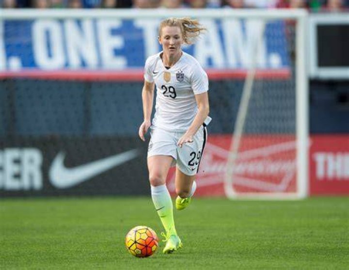 Samantha Mewis Samantha Mewis