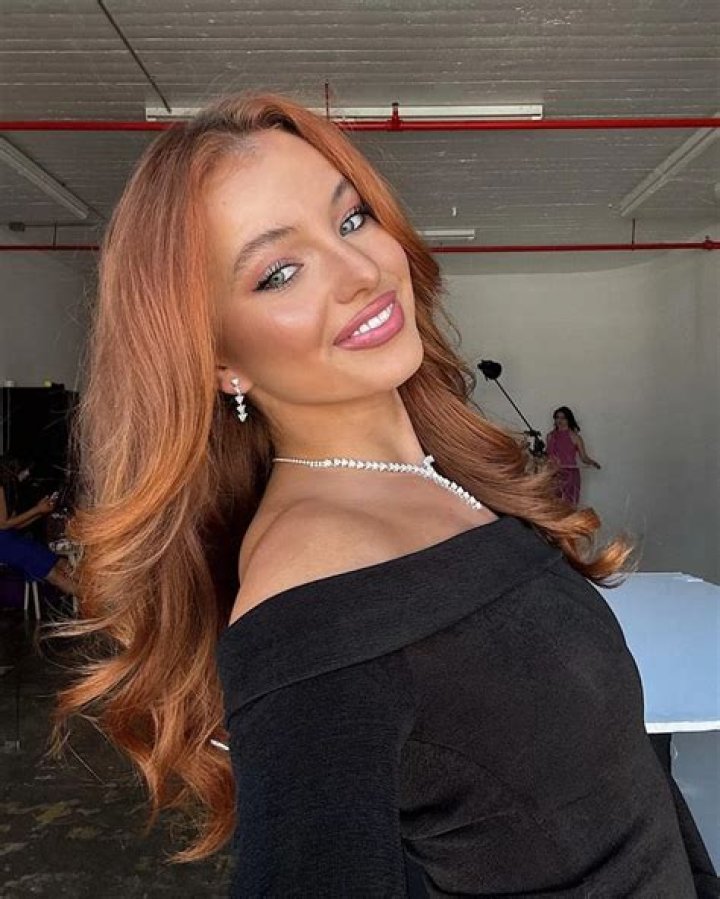 Sharlize True Bio (Wiki) 