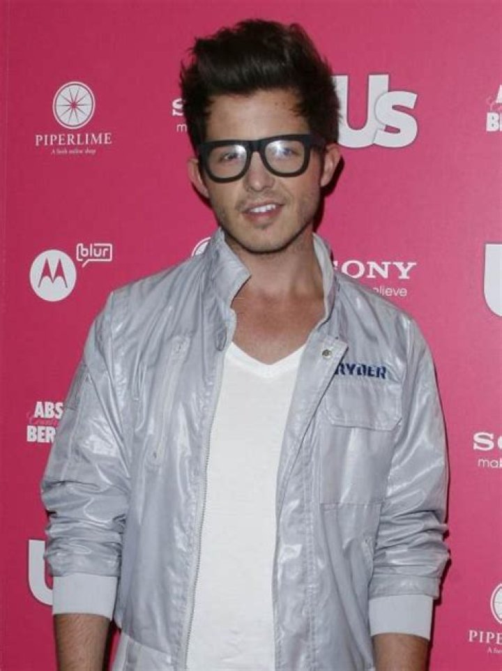 Simon Curtis Bio (Wiki) 
