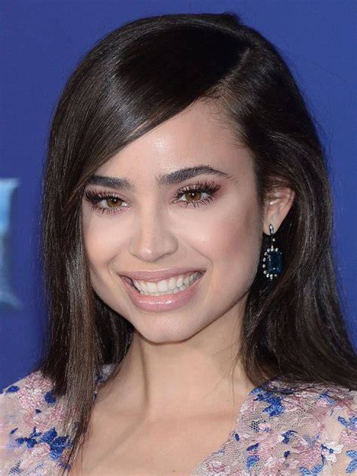 Sofia Carson Bio (Wiki) 