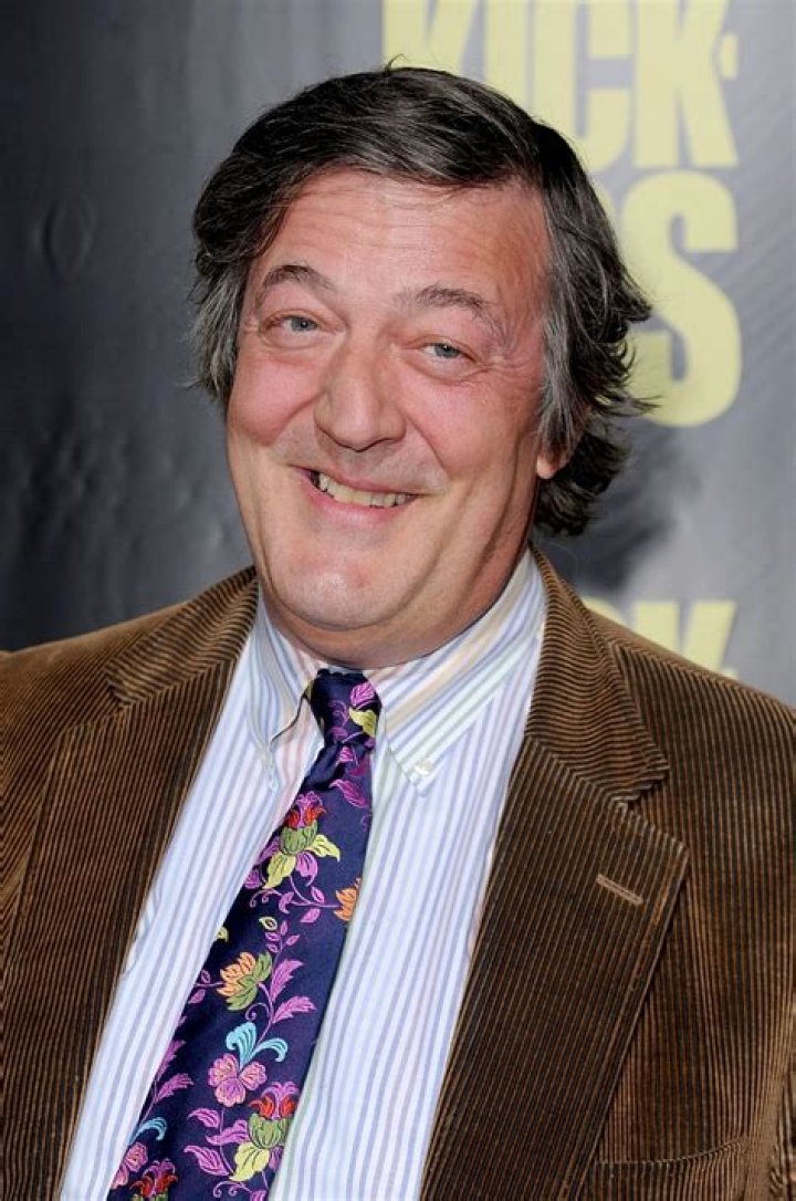 Stephen Fry Bio (Wiki) 