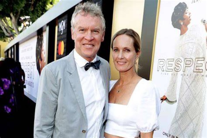Tate Donovan reveals his experience working with ex girlfriend and FRIENDS co-star, Jennifer Aniston! Tate Donovan reveals his experience working with ex girlfriend and FRIENDS co-star, Jennifer Aniston!