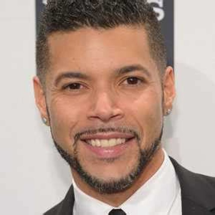 Wilson Cruz Bio (Wiki) 